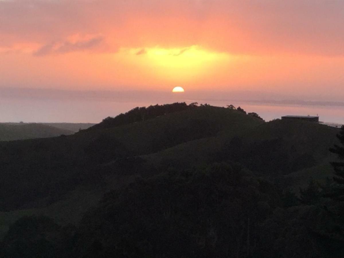 Kaipara Views Eco Lodge Glorit Eksteriør bilde